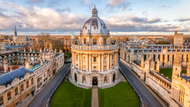 5 Prestasi University of Oxford Hingga Menjadi Salah Satu Universitas Terbaik di Inggris!